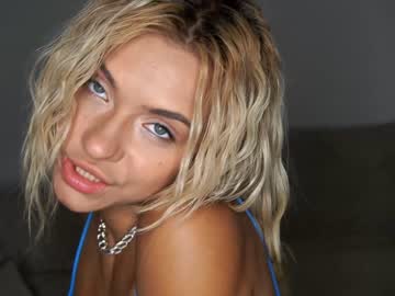 webcam girl cherrishlulu live cam image #2937781