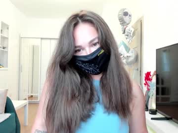 webcam girl leyla_on_sport live cam image #3483034