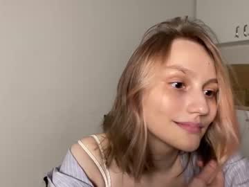 webcam girl ellisauer live cam image #3469805