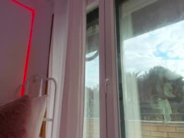 webcam girl angel_danm_milf live cam image #1395475