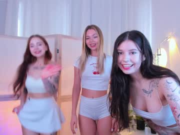 webcam couple cassie_palmer live cam image #10624909