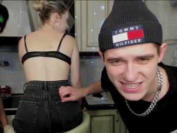 webcam couple siberianlove_game live cam image #1272212
