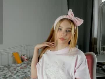 webcam girl solsticea live cam image #12300762