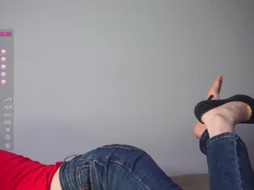 webcam girl amandamedrano live cam image #5985118