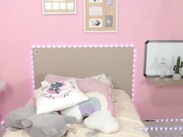 webcam girl little_effy18 live cam image #2550724