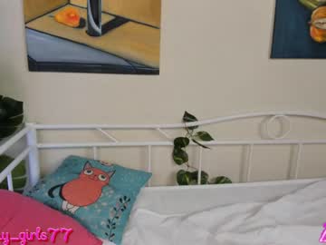 webcam girl katrinpolly live cam image #2693445