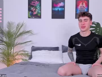 webcam man droll_guy live cam image #8455875