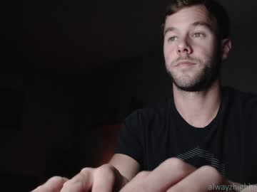 webcam man alwayzhigh live cam image #3355683