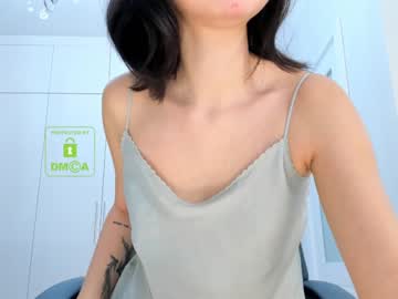 webcam girl lee_yoona live cam image #1015931