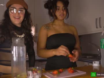 webcam girl arletnoa live cam image #8035258