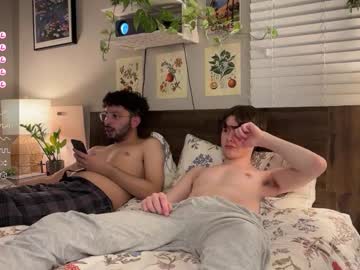 webcam man phillycouple1802 live cam image #10915629