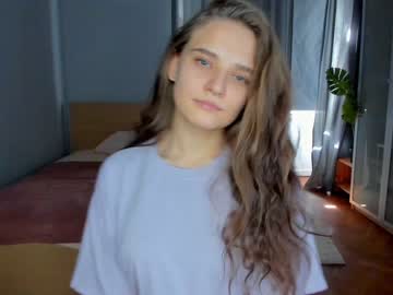 webcam girl sunshy_girl live cam image #5668612
