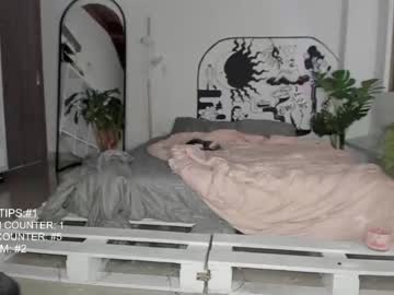 webcam girl lonelly_lolly98 live cam image #5239279