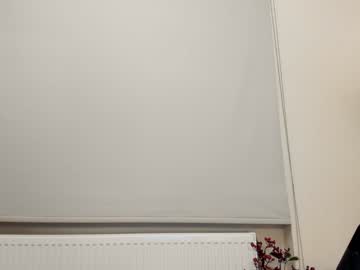 webcam girl snowww_white live cam image #11321352