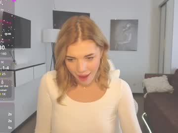 webcam girl adri_dream live cam image #12328088