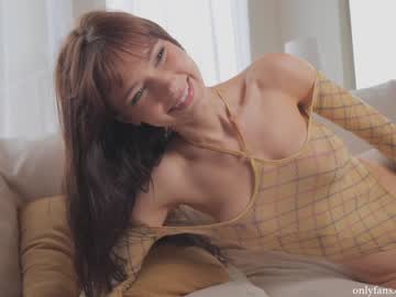 webcam girl _june live cam image #7133513