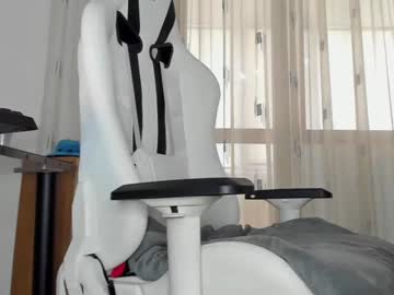 webcam man orlandocolt live cam image #9046318