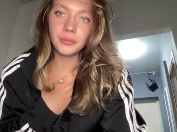 webcam girl angel_from_sky live cam image #9604367