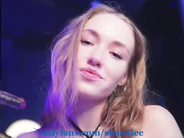 webcam girl _taylor_swift live cam image #2013732
