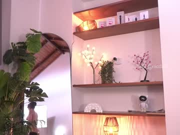 webcam girl nicdani_1 live cam image #11684334