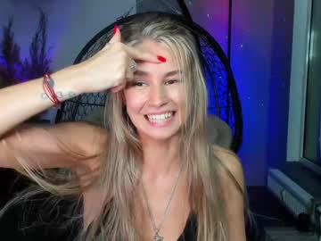 webcam girl notenoughtips live cam image #9759204