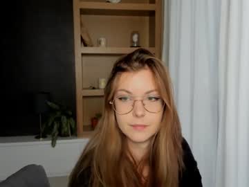 webcam girl cassy_cum live cam image #794990