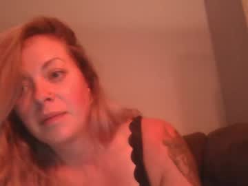 webcam girl islandlove333 live cam image #10192479