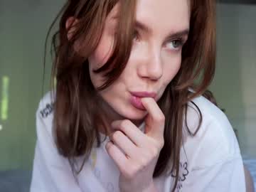 webcam girl love_machine_ live cam image #9500134