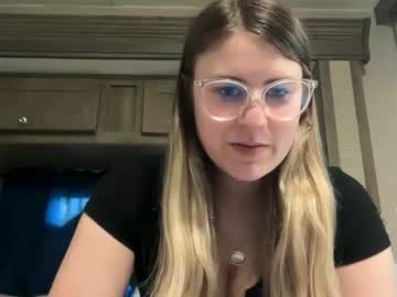 webcam girl alexisdanielxo live cam image #12885687