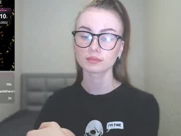 webcam girl amina_lux live cam image #12102176