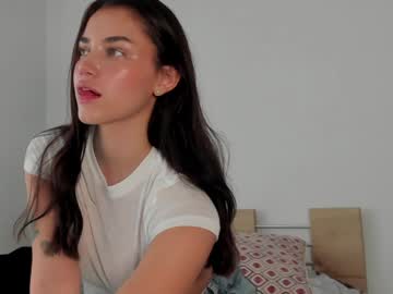 webcam girl grettabenett_ live cam image #10964823