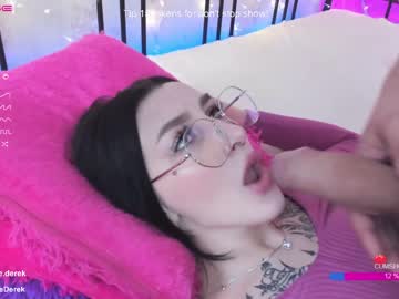 webcam couple bethanie_derek live cam image #2563888