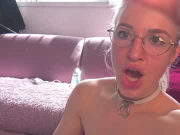 webcam girl xtina__ live cam image #2143852