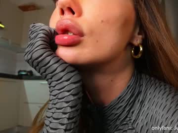 webcam girl therealbonnieclydex live cam image #5360308