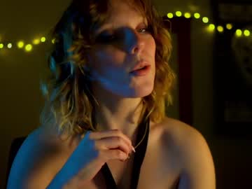 webcam girl crimsonxrapture live cam image #1737148