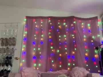 webcam girl giaavalentinee live cam image #10770751