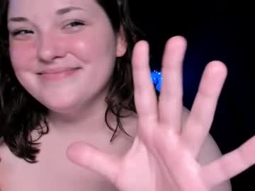 webcam girl livinsubspace live cam image #10715755