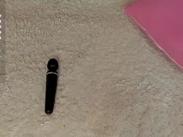 webcam girl mariemelons live cam image #10508072