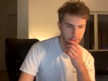 webcam man melodicass live cam image #9144155