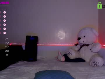 webcam girl fallen_angel_18 live cam image #5291482