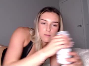 webcam girl parisbabyxox live cam image #10614037