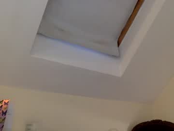 webcam girl 2005freshly18 live cam image #6836852