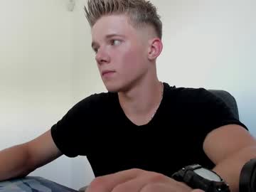 webcam man hogrider192 live cam image #6958033