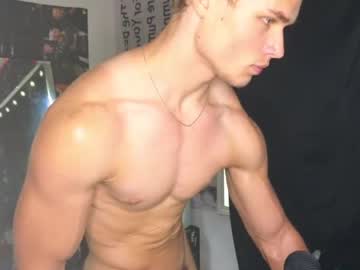 webcam man maxednat live cam image #9887404