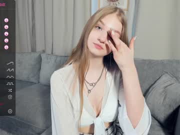 webcam girl _magic_smile_ live cam image #8586636