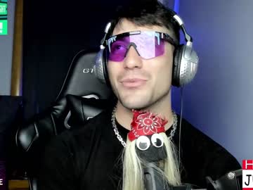 webcam man whaaaaaaaat live cam image #4562904