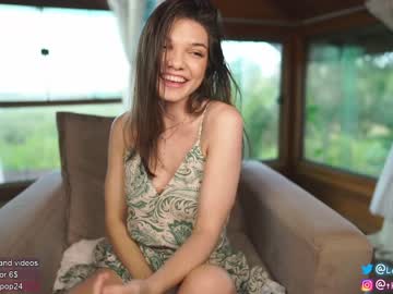 webcam girl loollypop24 live cam image #3199841