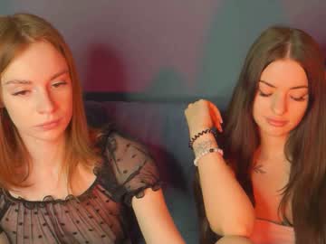 webcam girl wet_peachs live cam image #1811962