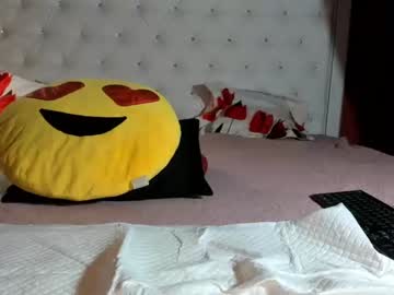 webcam girl hotfallingdevil live cam image #333832