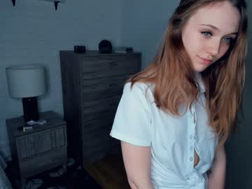 webcam girl caressing_glance live cam image #8463278